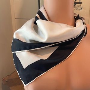 Polyester square scarf